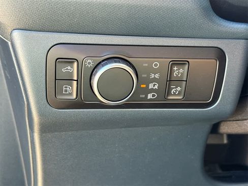 New 2025 Ford Maverick XL image 27