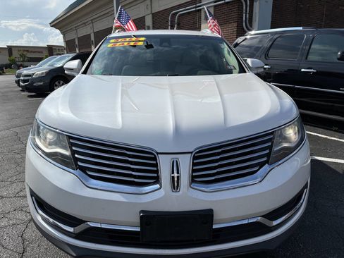 Used 2016 Lincoln MKX Select w/ Select Plus Package image 2