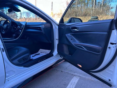 Used 2021 Toyota Avalon TRD image 64