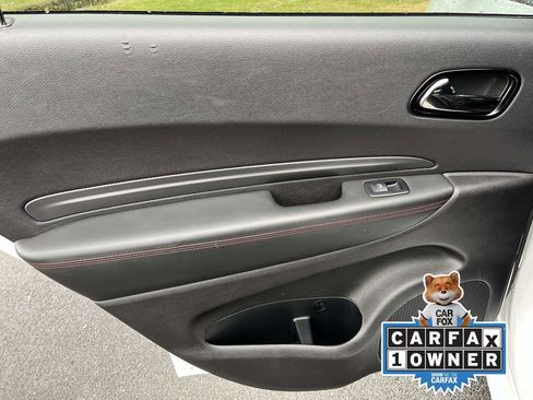 Used 2024 Dodge Durango GT image 17