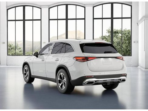 New 2026 Mercedes-Benz GLC 350e GLC 350e image 28