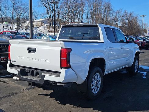 New 2026 Toyota Tacoma SR5 image 2