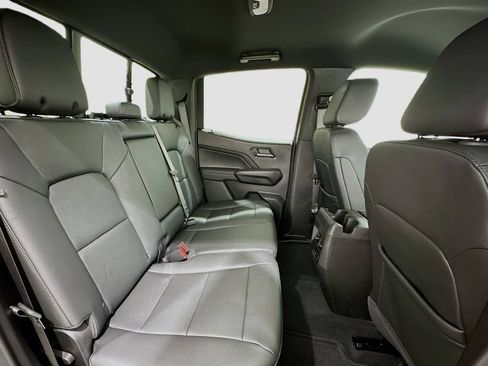 New 2026 GMC Canyon Elevation w/ Convenience Package RWD image 30