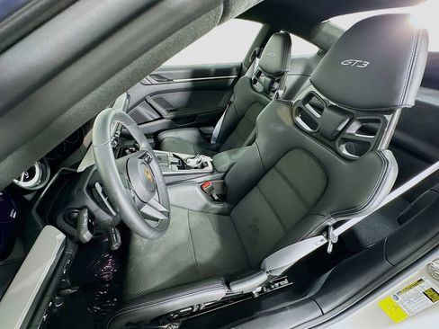 Used 2022 Porsche 911 GT3 image 5