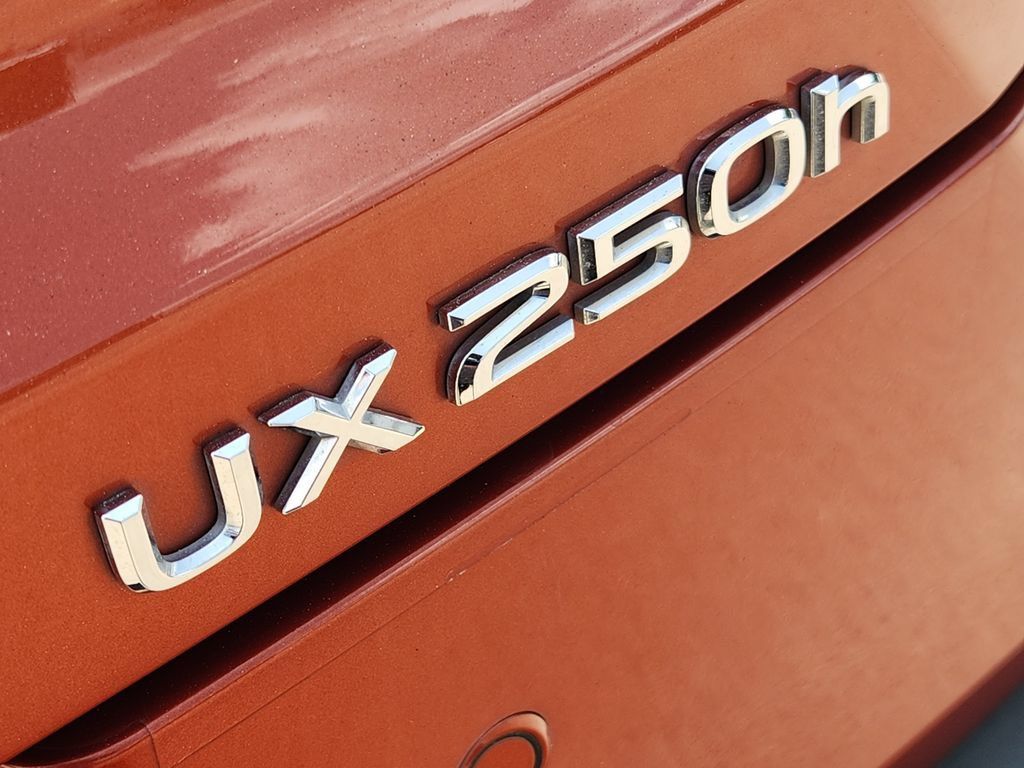 Certified 2023 Lexus UX 250h F Sport FWD image 12