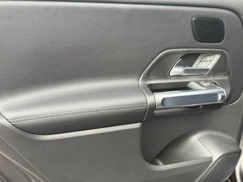 Certified 2026 Mercedes-Benz GLB 250 4MATIC image 25