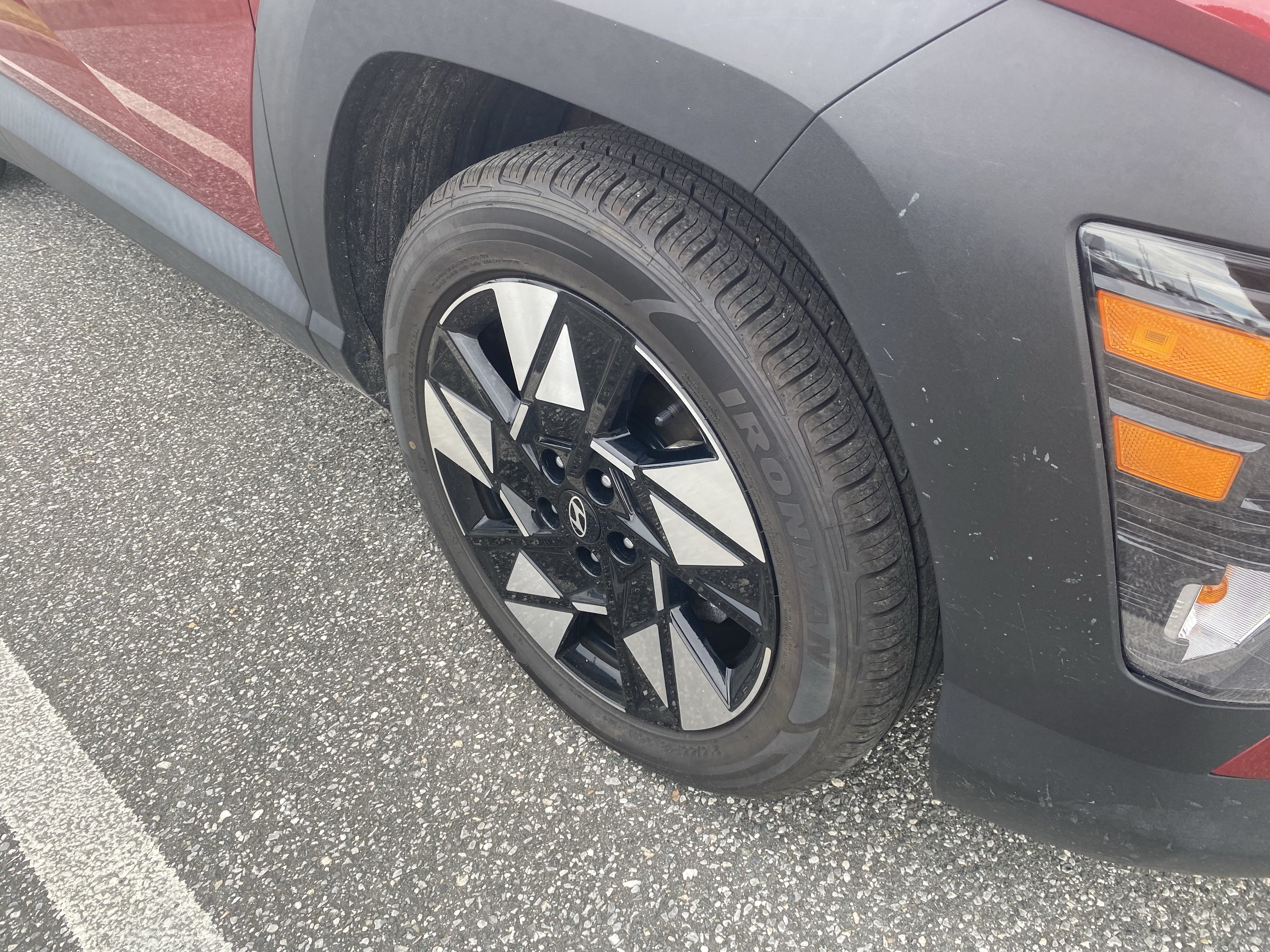 Used 2024 Hyundai Kona SEL FWD image 7