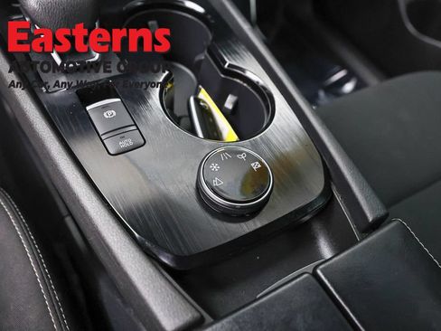 Used 2023 Nissan Rogue S AWD/4WD image 21