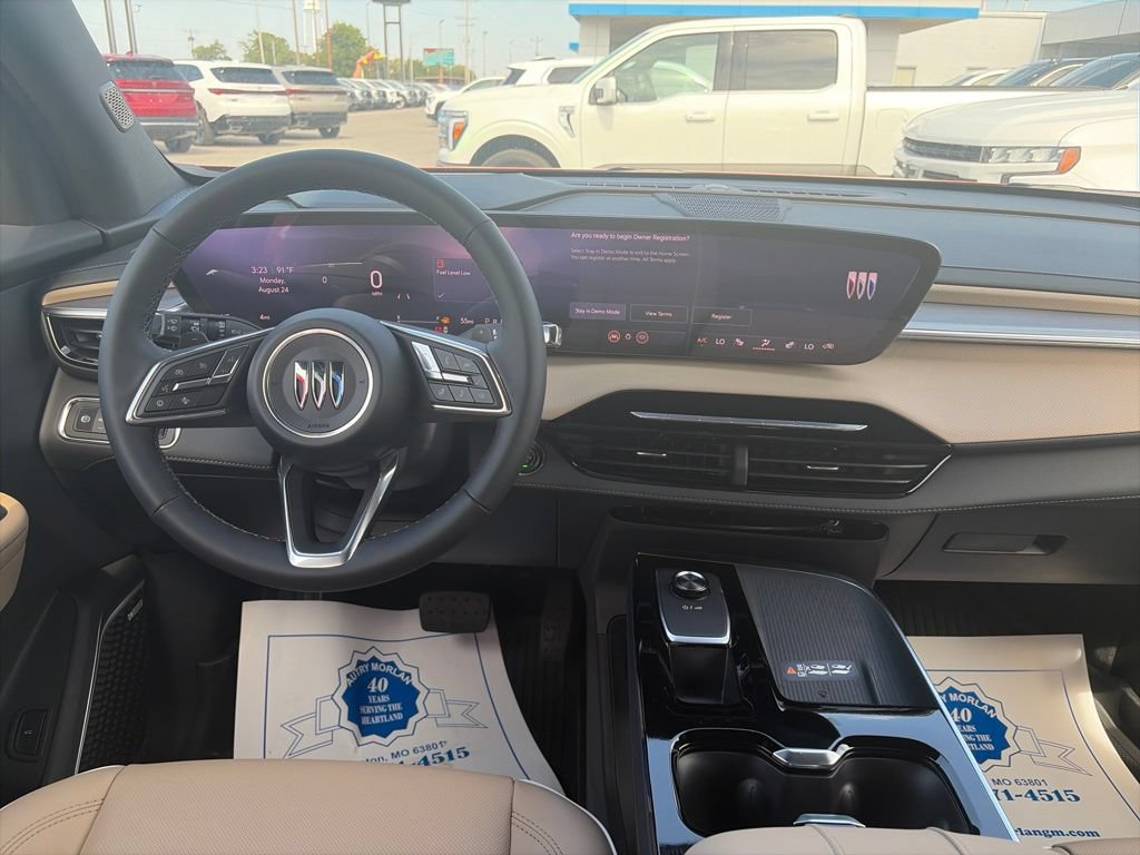 New 2027 Buick Enclave Preferred w/ LPO, Floor Liner Package AWD/4WD image 14