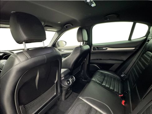 Used 2018 Alfa Romeo Stelvio Ti Sport AWD/4WD image 21