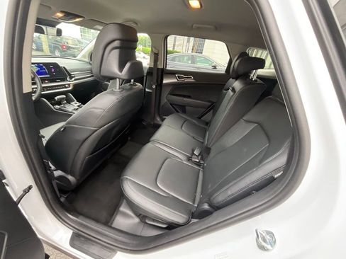 Used 2025 Kia Sportage EX image 27