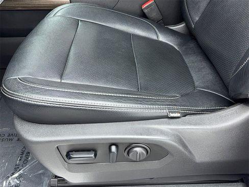 Used 2021 Chevrolet Silverado 1500 RST w/ Convenience Package II image 38