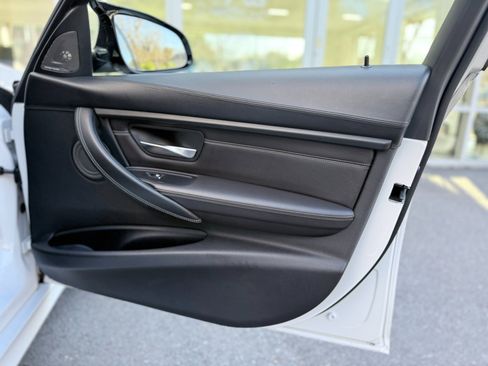 Used 2016 BMW M3 image 27