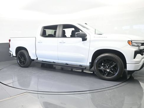 Used 2025 Chevrolet Silverado 1500 RST RWD image 8