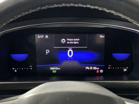 Used 2023 Volkswagen Tiguan SE image 11