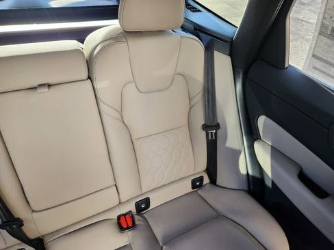 New 2026 Volvo XC60 B5 Plus w/ Climate Package PRO image 15