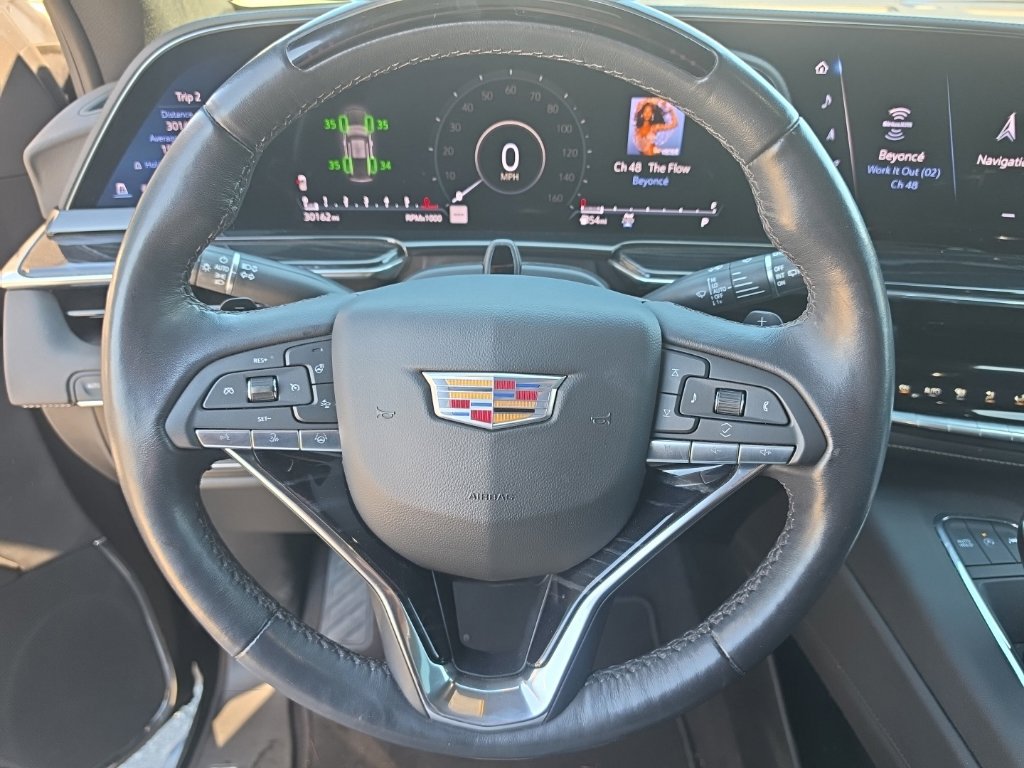 Used 2023 Cadillac Escalade Sport AWD/4WD image 17