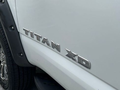 Used 2016 Nissan Titan S image 25