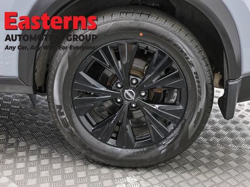 Used 2023 Nissan Rogue SV w/ SV Premium Package AWD/4WD image 35
