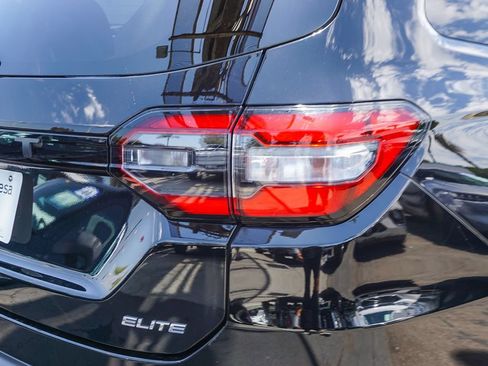 Used 2023 Honda Pilot Elite image 8