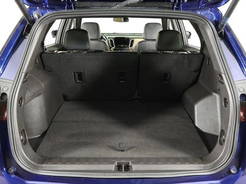 Used 2023 Chevrolet Equinox Premier FWD image 19