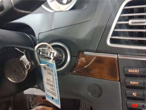 Used 2014 Mercedes-Benz E 350 E 350 image 26