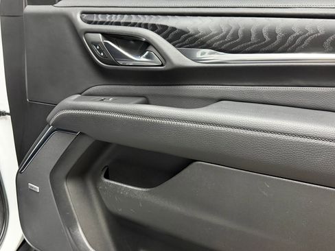 Used 2023 GMC Yukon Denali w/ LPO, Floor Liner Package AWD/4WD image 47