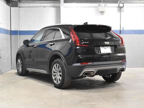 Used 2021 Cadillac XT4 Premium Luxury w/ Cold Weather Package FWD image 24