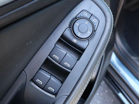 Used 2024 Buick Encore GX Sport Touring w/ Comfort Package FWD image 8