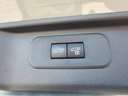 Used 2025 Toyota Grand Highlander AWD Hybrid image 13