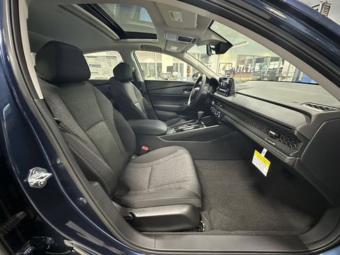 New 2025 Honda Accord SE image 20