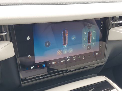 New 2026 Lincoln Navigator Reserve image 24