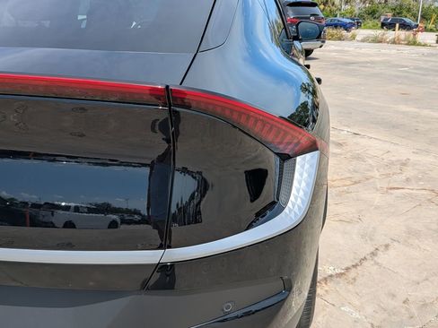 Certified 2025 Kia EV6 Light w/ Light LR Technology Package RWD image 11
