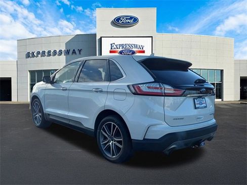 Used 2019 Ford Edge Titanium w/ Cold Weather Package image 8