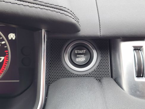 Used 2019 Land Rover Range Rover Sport SVR image 20