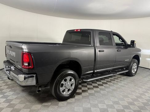 Certified 2025 RAM 2500 Big Horn AWD/4WD image 8