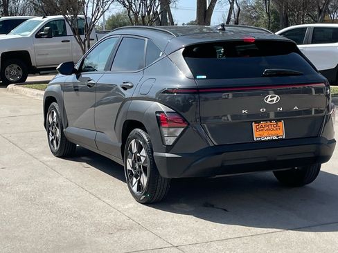 Used 2024 Hyundai Kona SEL image 4