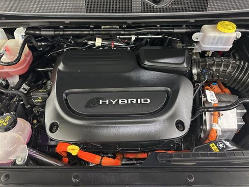 Used 2022 Chrysler Pacifica Limited image 18