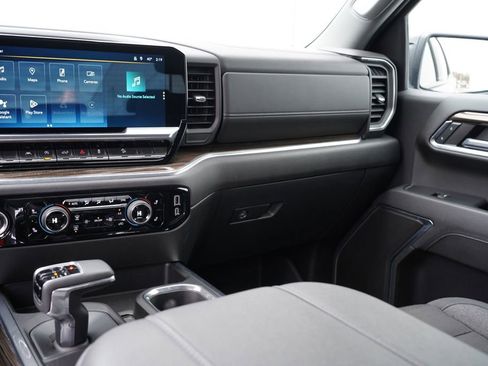 Used 2023 Chevrolet Silverado 1500 RST image 22