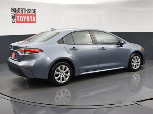 Used 2023 Toyota Corolla LE image 4