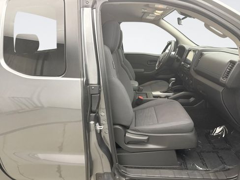 Used 2022 Nissan Frontier S AWD/4WD image 16