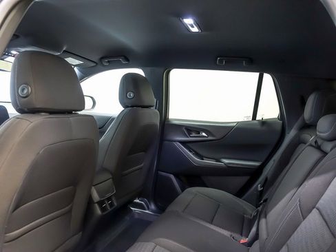 New 2026 Chevrolet Equinox LT w/ LPO, Floor Liner Package image 11