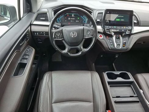 Used 2023 Honda Odyssey EX-L image 2