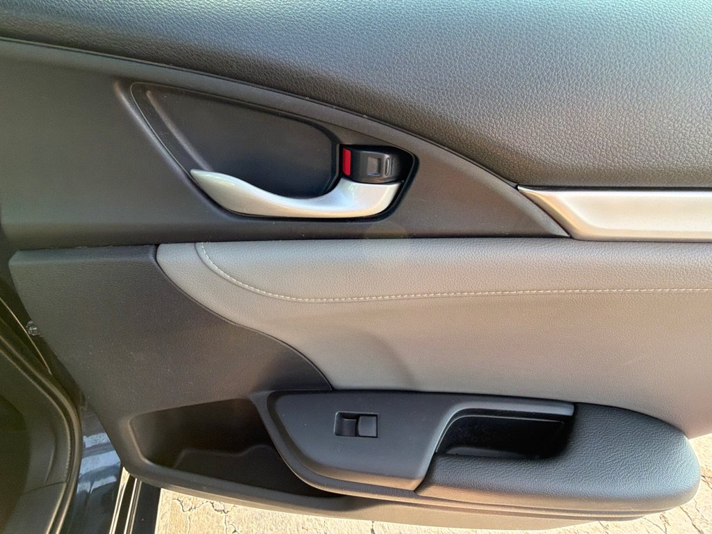 Used 2016 Honda Civic EX-L image 33
