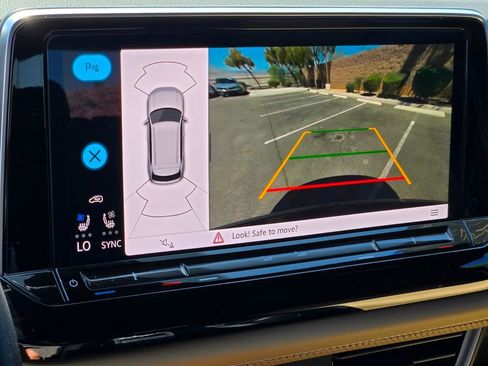 Certified 2024 Volkswagen Atlas Cross Sport SE AWD/4WD image 19