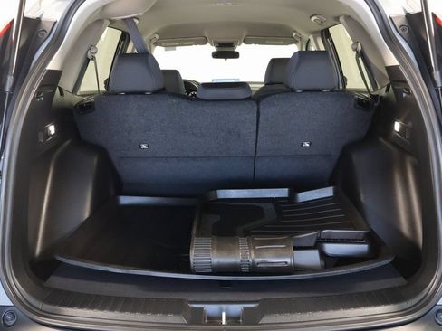 Used 2025 Honda CR-V LX image 14