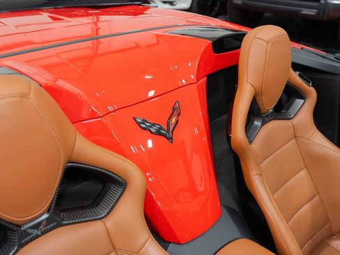 Used 2016 Chevrolet Corvette Z06 w/ 3LZ Preferred Equipment Group RWD image 26