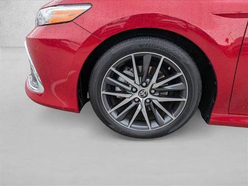 Used 2023 Toyota Camry XLE image 24
