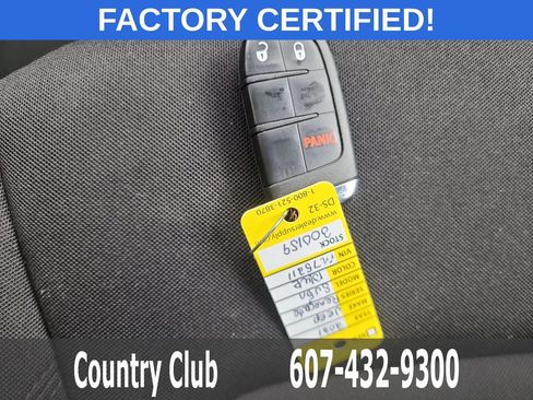 Used 2021 Jeep Renegade Latitude w/ Convenience Group AWD/4WD image 35