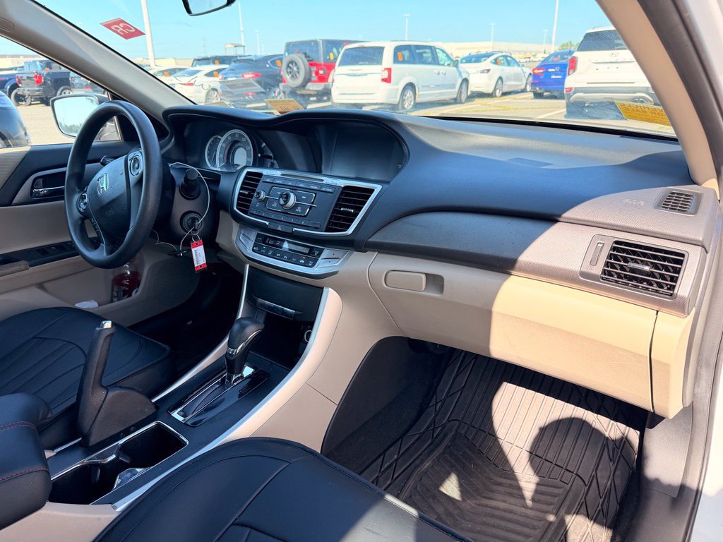Used 2014 Honda Accord LX image 7